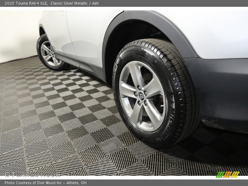 Classic Silver Metallic / Ash 2015 Toyota RAV4 XLE