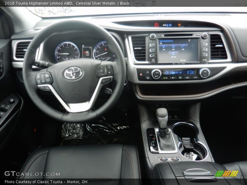 Celestial Silver Metallic / Black 2018 Toyota Highlander Limited AWD