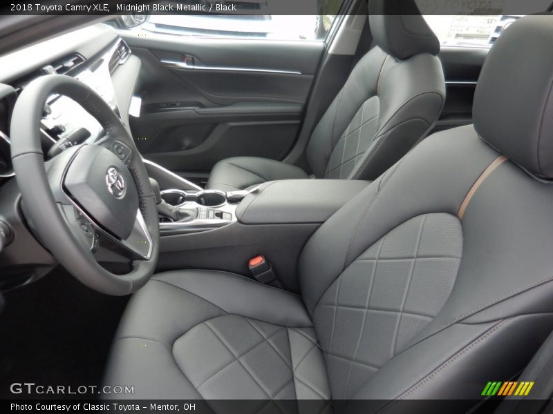 Midnight Black Metallic / Black 2018 Toyota Camry XLE