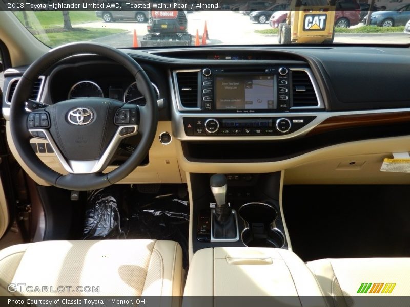 Toasted Walnut Pearl / Almond 2018 Toyota Highlander Limited AWD