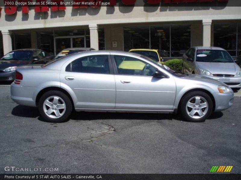 Bright Silver Metallic / Taupe 2003 Dodge Stratus SE Sedan