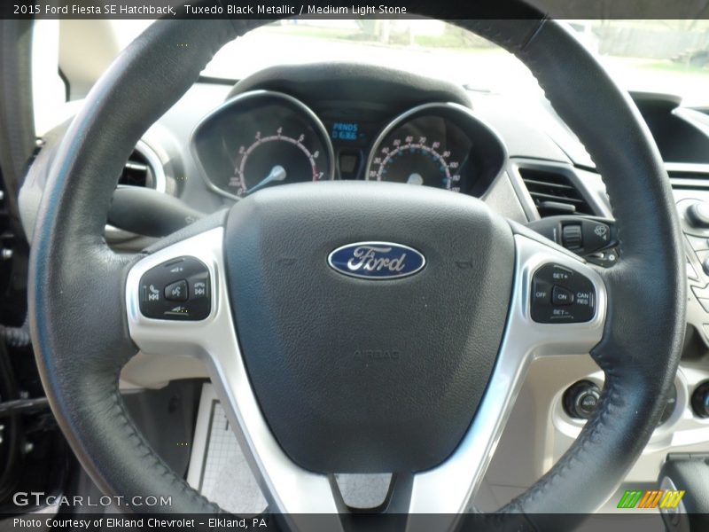 Tuxedo Black Metallic / Medium Light Stone 2015 Ford Fiesta SE Hatchback