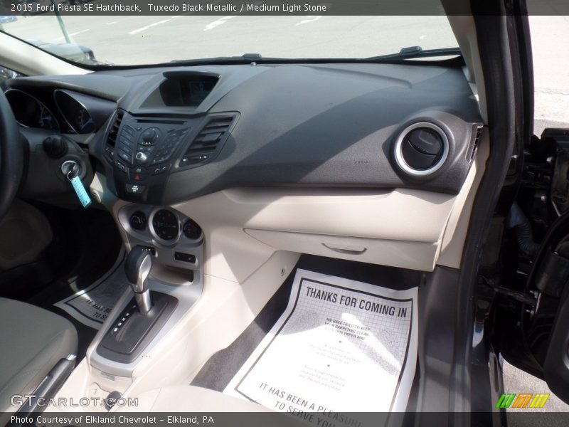 Tuxedo Black Metallic / Medium Light Stone 2015 Ford Fiesta SE Hatchback