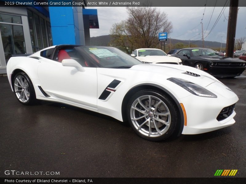 Arctic White / Adrenaline Red 2019 Chevrolet Corvette Grand Sport Coupe