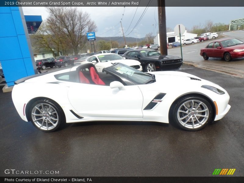 Arctic White / Adrenaline Red 2019 Chevrolet Corvette Grand Sport Coupe