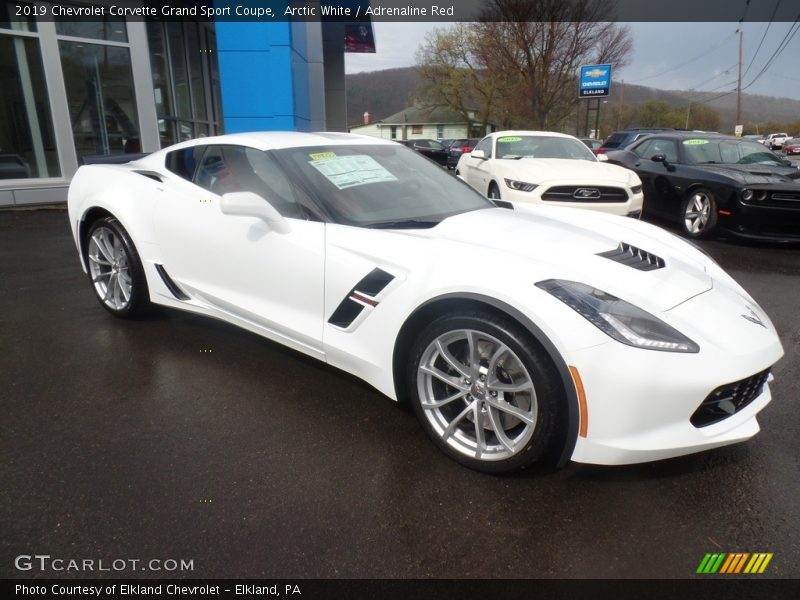 Arctic White / Adrenaline Red 2019 Chevrolet Corvette Grand Sport Coupe