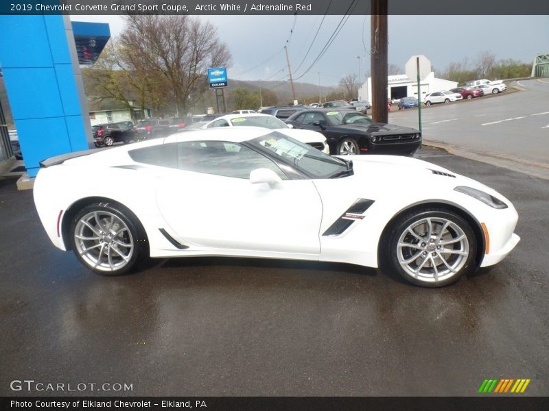 Arctic White / Adrenaline Red 2019 Chevrolet Corvette Grand Sport Coupe