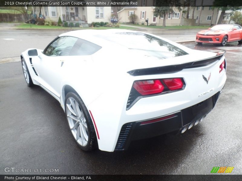 Arctic White / Adrenaline Red 2019 Chevrolet Corvette Grand Sport Coupe