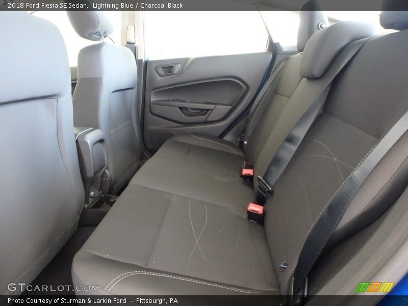 Lightning Blue / Charcoal Black 2018 Ford Fiesta SE Sedan