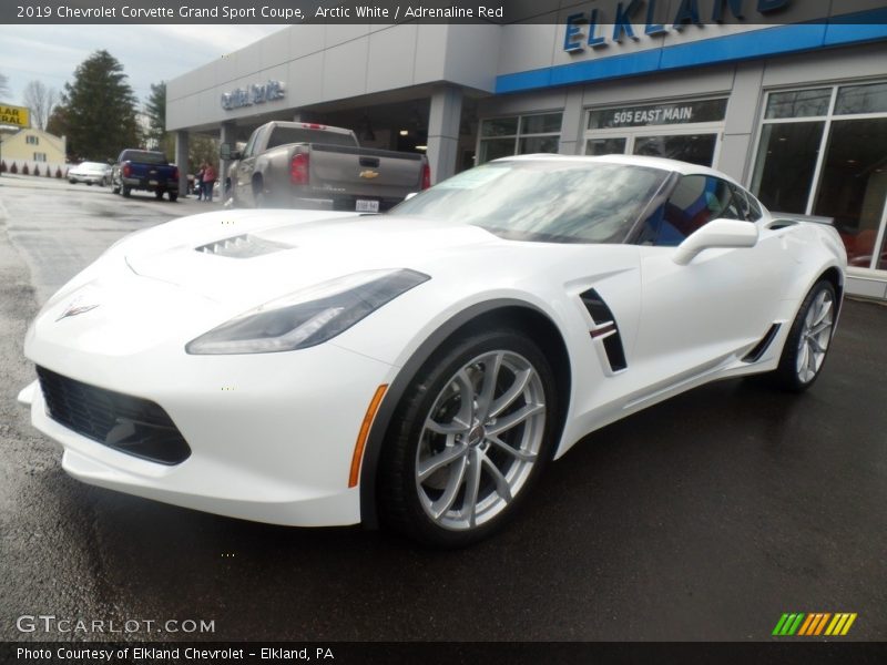 Arctic White / Adrenaline Red 2019 Chevrolet Corvette Grand Sport Coupe