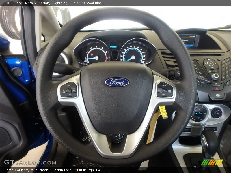 Lightning Blue / Charcoal Black 2018 Ford Fiesta SE Sedan