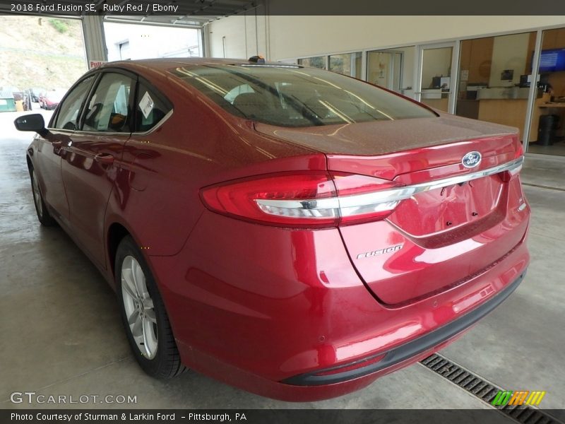 Ruby Red / Ebony 2018 Ford Fusion SE