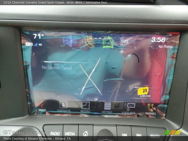 Arctic White / Adrenaline Red 2019 Chevrolet Corvette Grand Sport Coupe