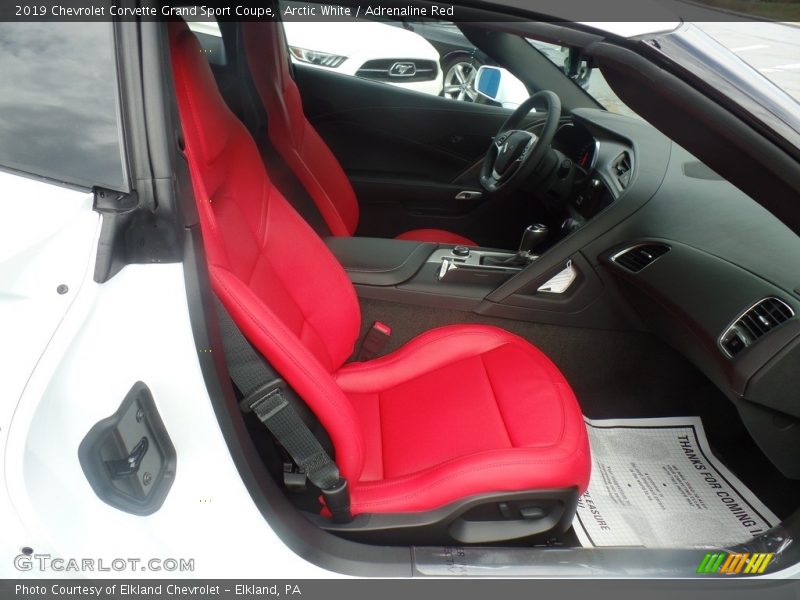 Arctic White / Adrenaline Red 2019 Chevrolet Corvette Grand Sport Coupe