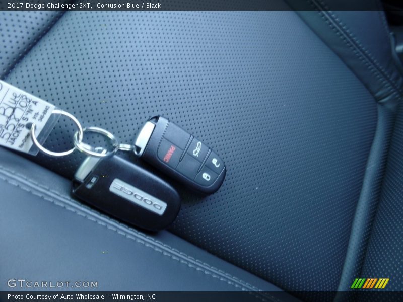 Contusion Blue / Black 2017 Dodge Challenger SXT