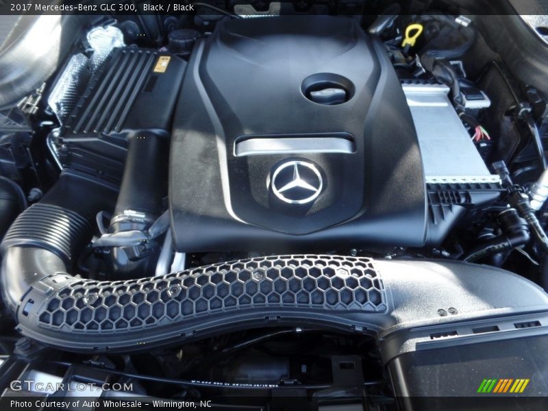 Black / Black 2017 Mercedes-Benz GLC 300