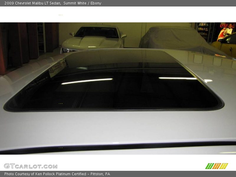 Summit White / Ebony 2009 Chevrolet Malibu LT Sedan