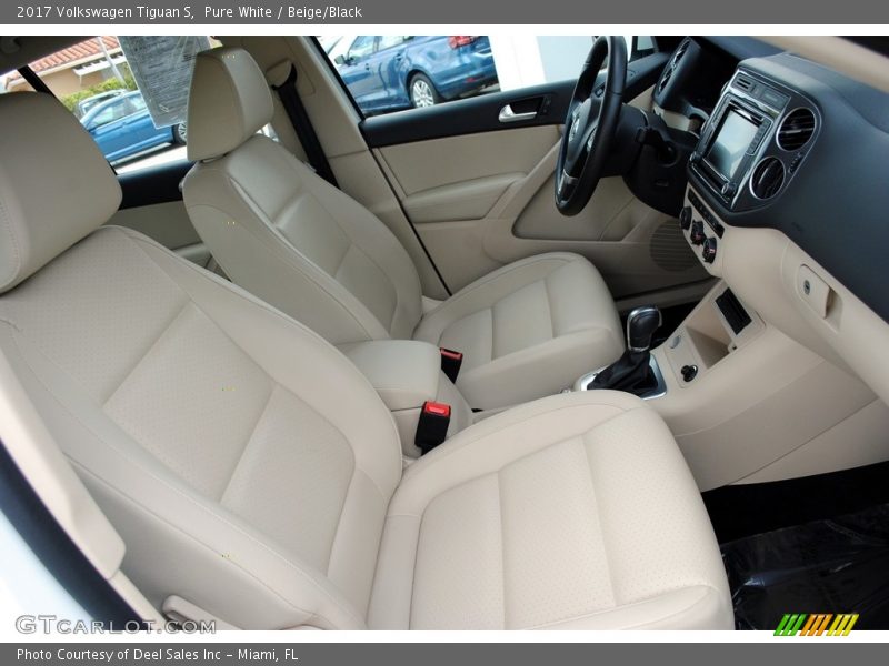 Pure White / Beige/Black 2017 Volkswagen Tiguan S