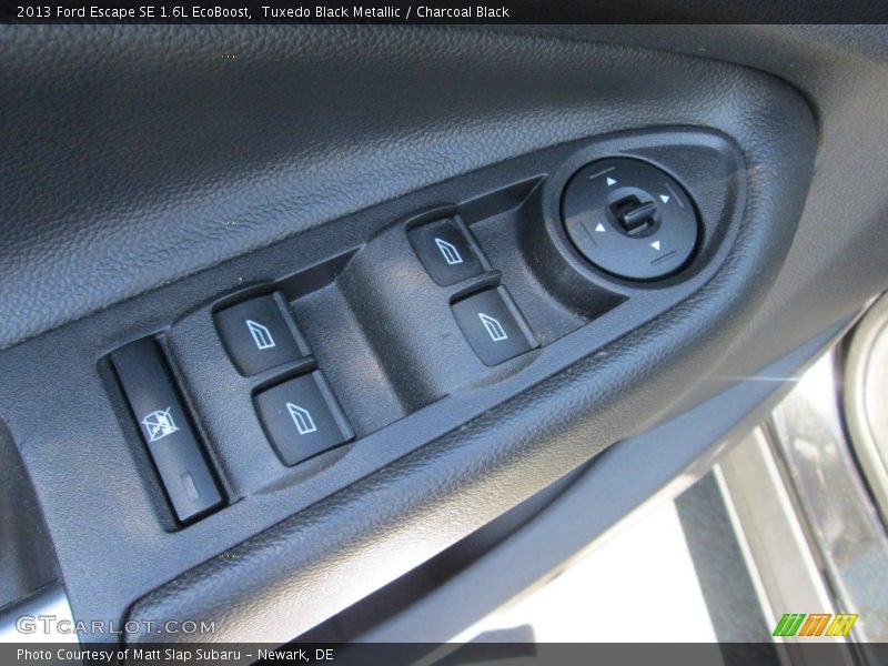 Tuxedo Black Metallic / Charcoal Black 2013 Ford Escape SE 1.6L EcoBoost