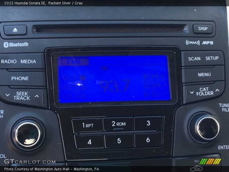 Radiant Silver / Gray 2013 Hyundai Sonata SE