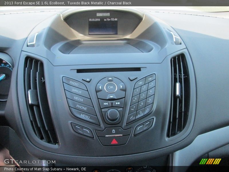 Tuxedo Black Metallic / Charcoal Black 2013 Ford Escape SE 1.6L EcoBoost