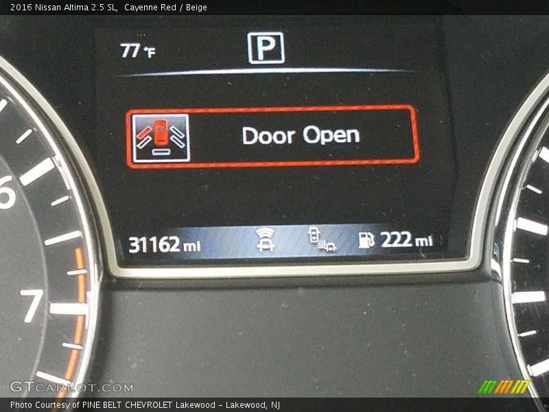 Cayenne Red / Beige 2016 Nissan Altima 2.5 SL