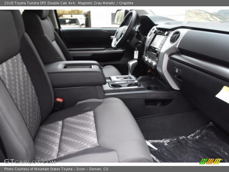 Magnetic Gray Metallic / Graphite 2018 Toyota Tundra SR5 Double Cab 4x4