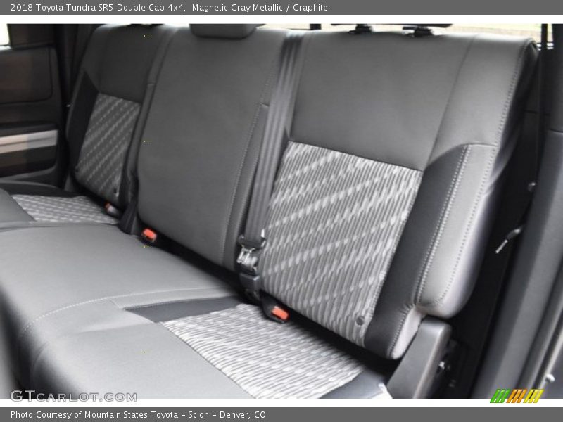Magnetic Gray Metallic / Graphite 2018 Toyota Tundra SR5 Double Cab 4x4