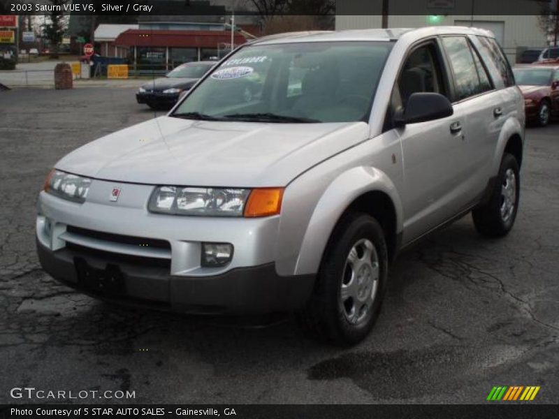 Silver / Gray 2003 Saturn VUE V6