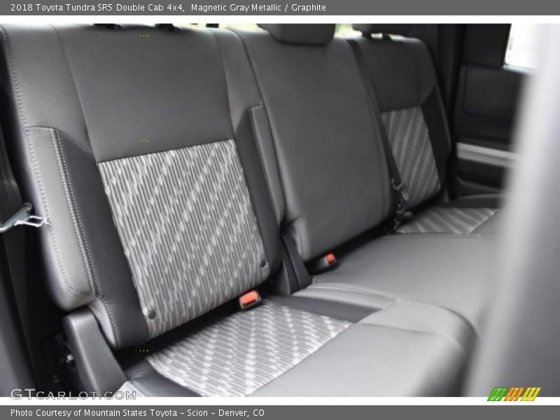Magnetic Gray Metallic / Graphite 2018 Toyota Tundra SR5 Double Cab 4x4