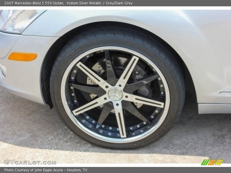 Iridium Silver Metallic / Grey/Dark Grey 2007 Mercedes-Benz S 550 Sedan
