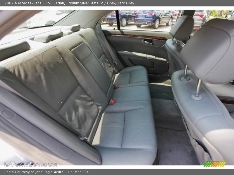 Iridium Silver Metallic / Grey/Dark Grey 2007 Mercedes-Benz S 550 Sedan