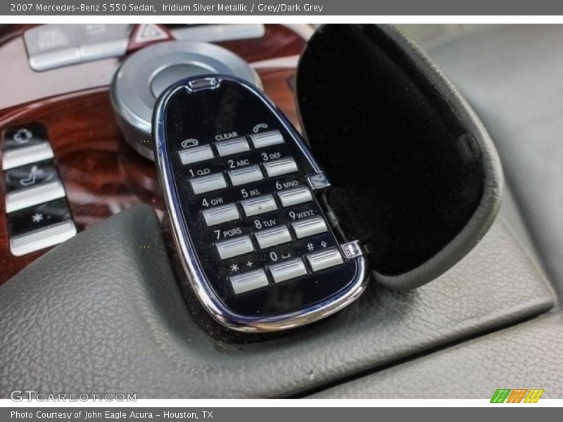 Iridium Silver Metallic / Grey/Dark Grey 2007 Mercedes-Benz S 550 Sedan