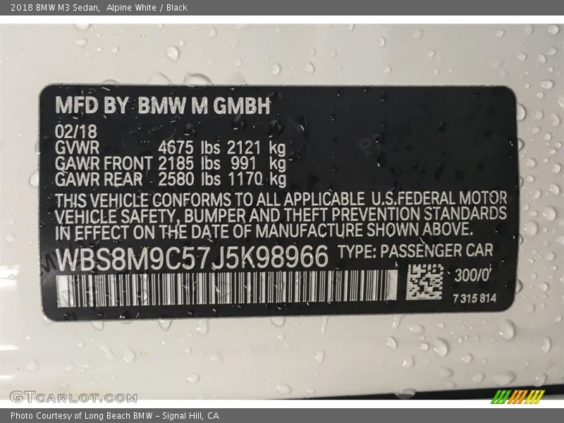 Alpine White / Black 2018 BMW M3 Sedan