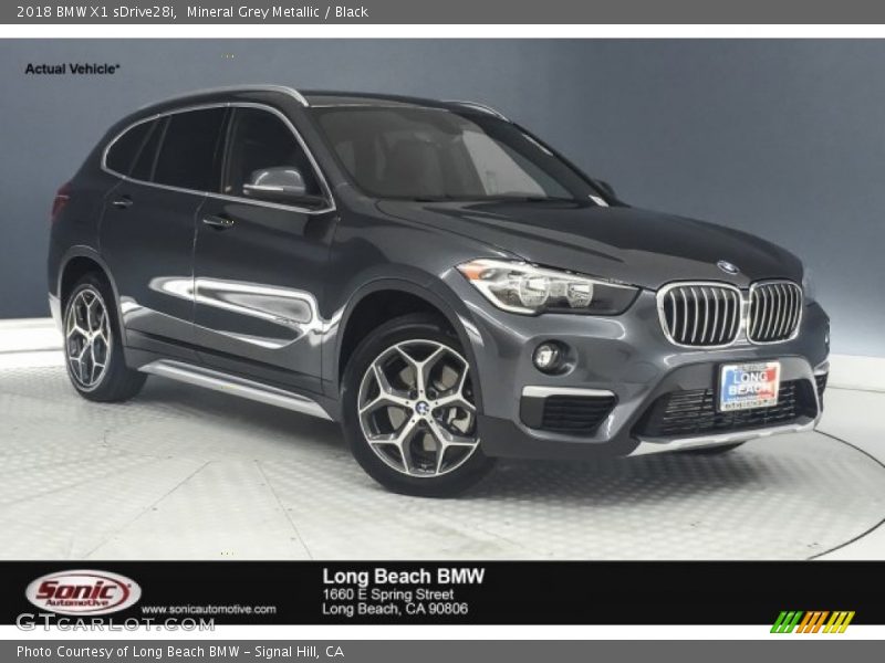 Mineral Grey Metallic / Black 2018 BMW X1 sDrive28i