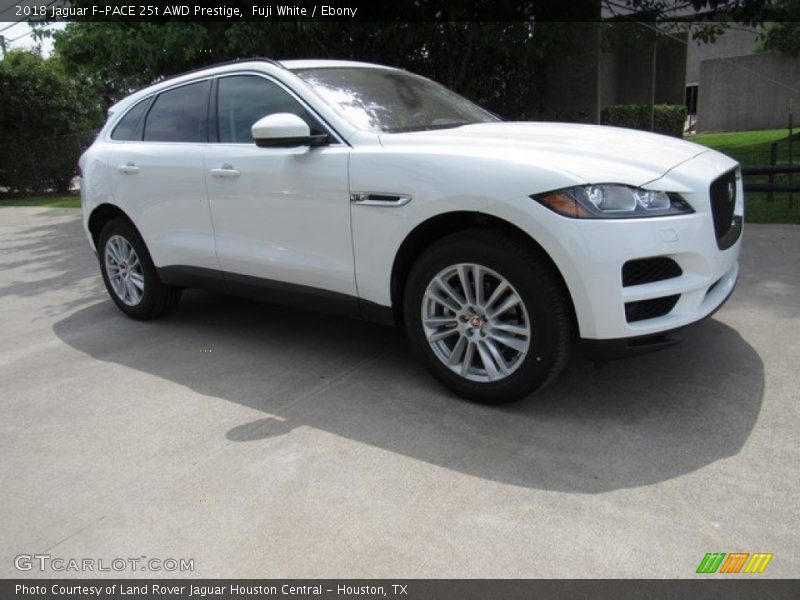 Fuji White / Ebony 2018 Jaguar F-PACE 25t AWD Prestige