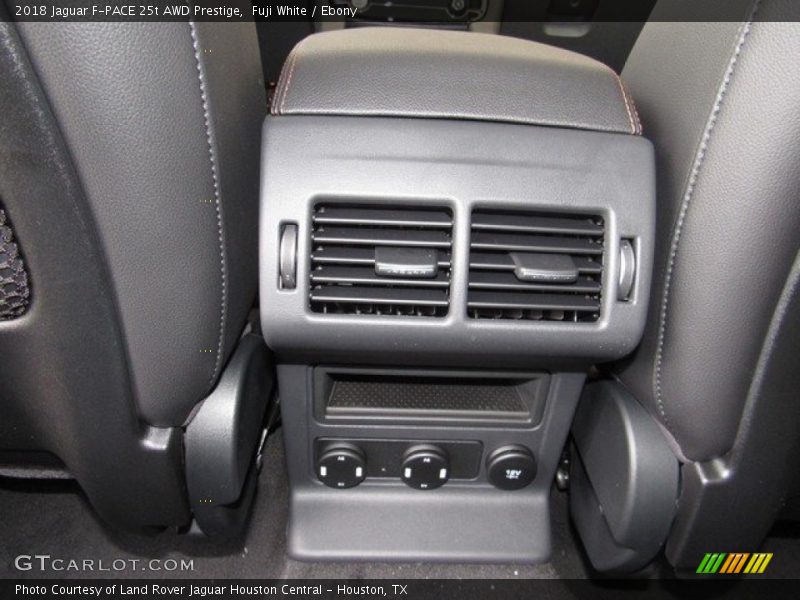 Fuji White / Ebony 2018 Jaguar F-PACE 25t AWD Prestige