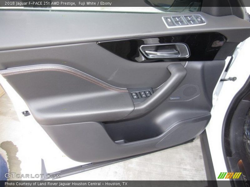 Fuji White / Ebony 2018 Jaguar F-PACE 25t AWD Prestige