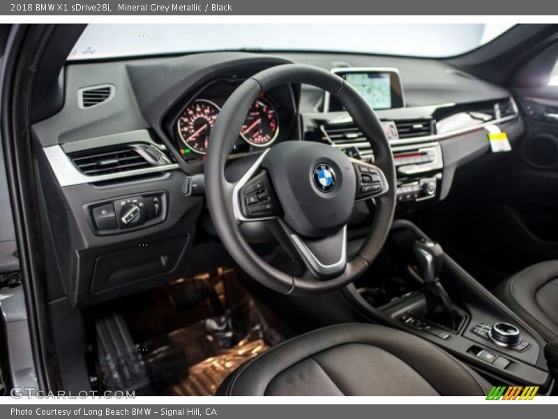 Mineral Grey Metallic / Black 2018 BMW X1 sDrive28i