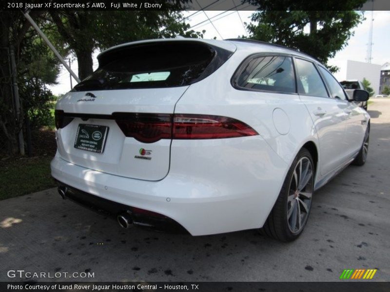 Fuji White / Ebony 2018 Jaguar XF Sportbrake S AWD