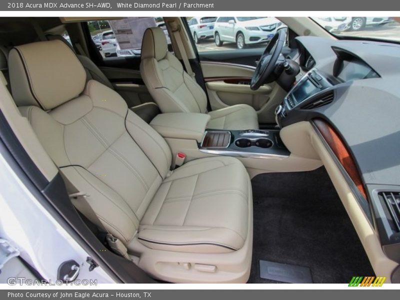 White Diamond Pearl / Parchment 2018 Acura MDX Advance SH-AWD