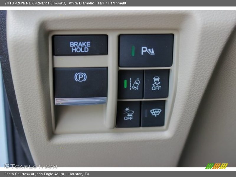 White Diamond Pearl / Parchment 2018 Acura MDX Advance SH-AWD
