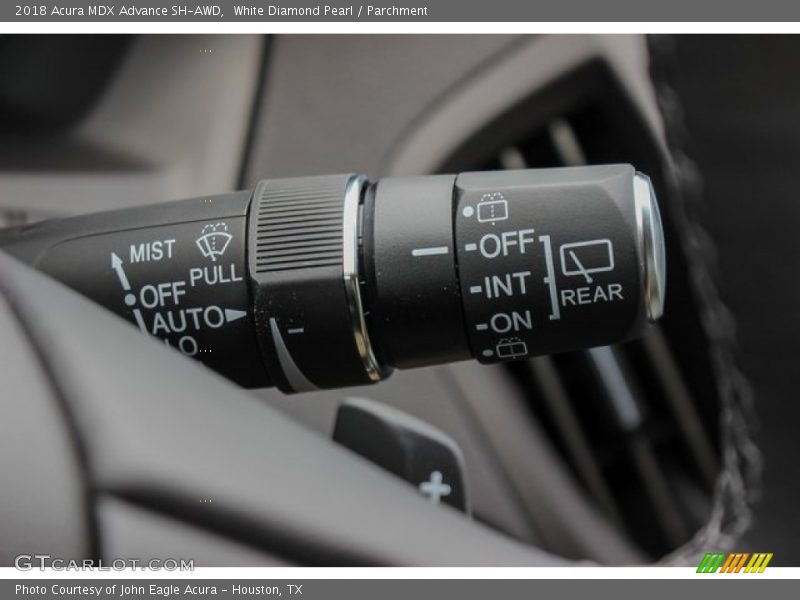 White Diamond Pearl / Parchment 2018 Acura MDX Advance SH-AWD