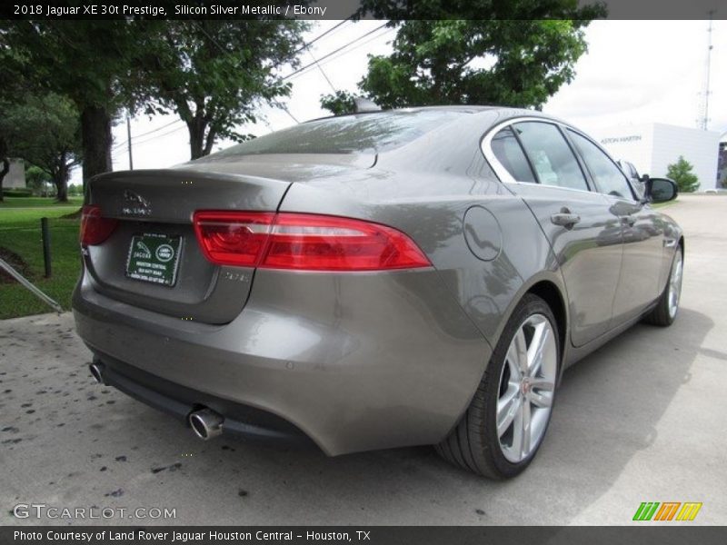 Silicon Silver Metallic / Ebony 2018 Jaguar XE 30t Prestige