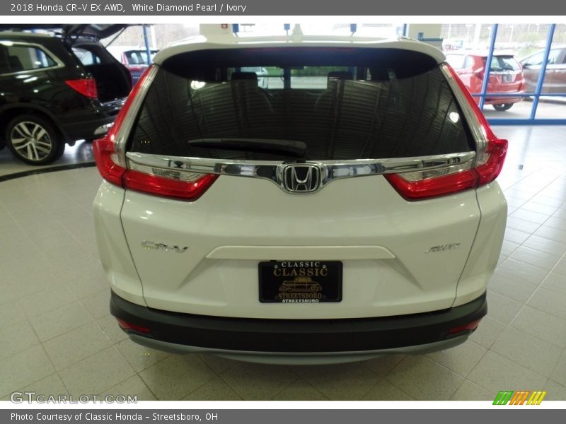 White Diamond Pearl / Ivory 2018 Honda CR-V EX AWD