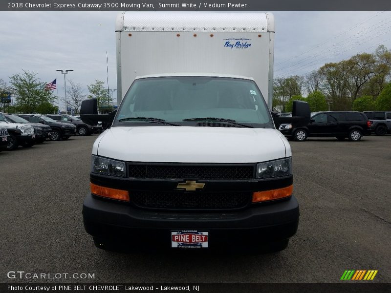 Summit White / Medium Pewter 2018 Chevrolet Express Cutaway 3500 Moving Van
