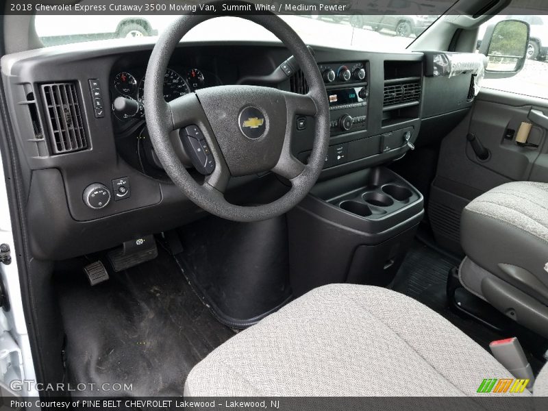 Summit White / Medium Pewter 2018 Chevrolet Express Cutaway 3500 Moving Van