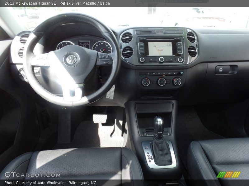 Reflex Silver Metallic / Beige 2013 Volkswagen Tiguan SE