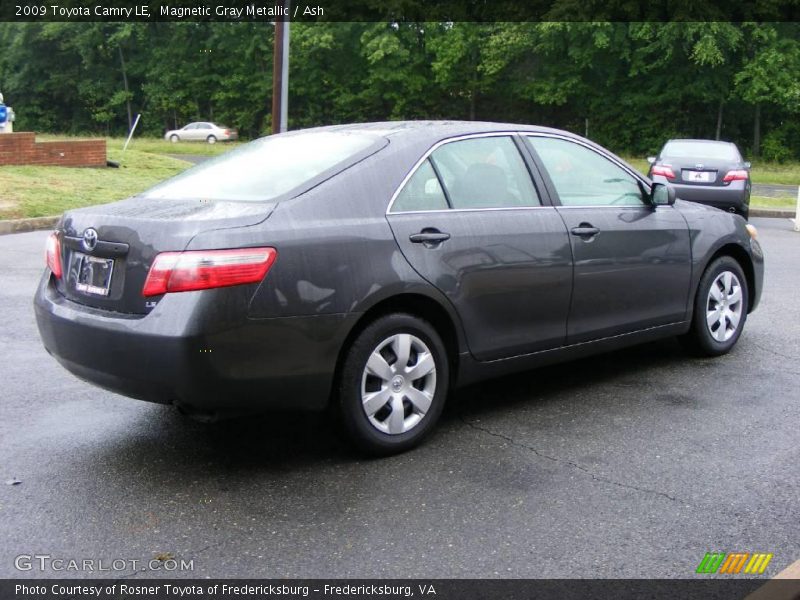 Magnetic Gray Metallic / Ash 2009 Toyota Camry LE