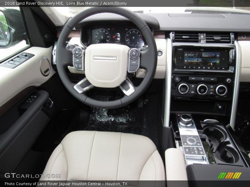 Loire Blue Metallic / Acorn/Ebony 2018 Land Rover Discovery HSE